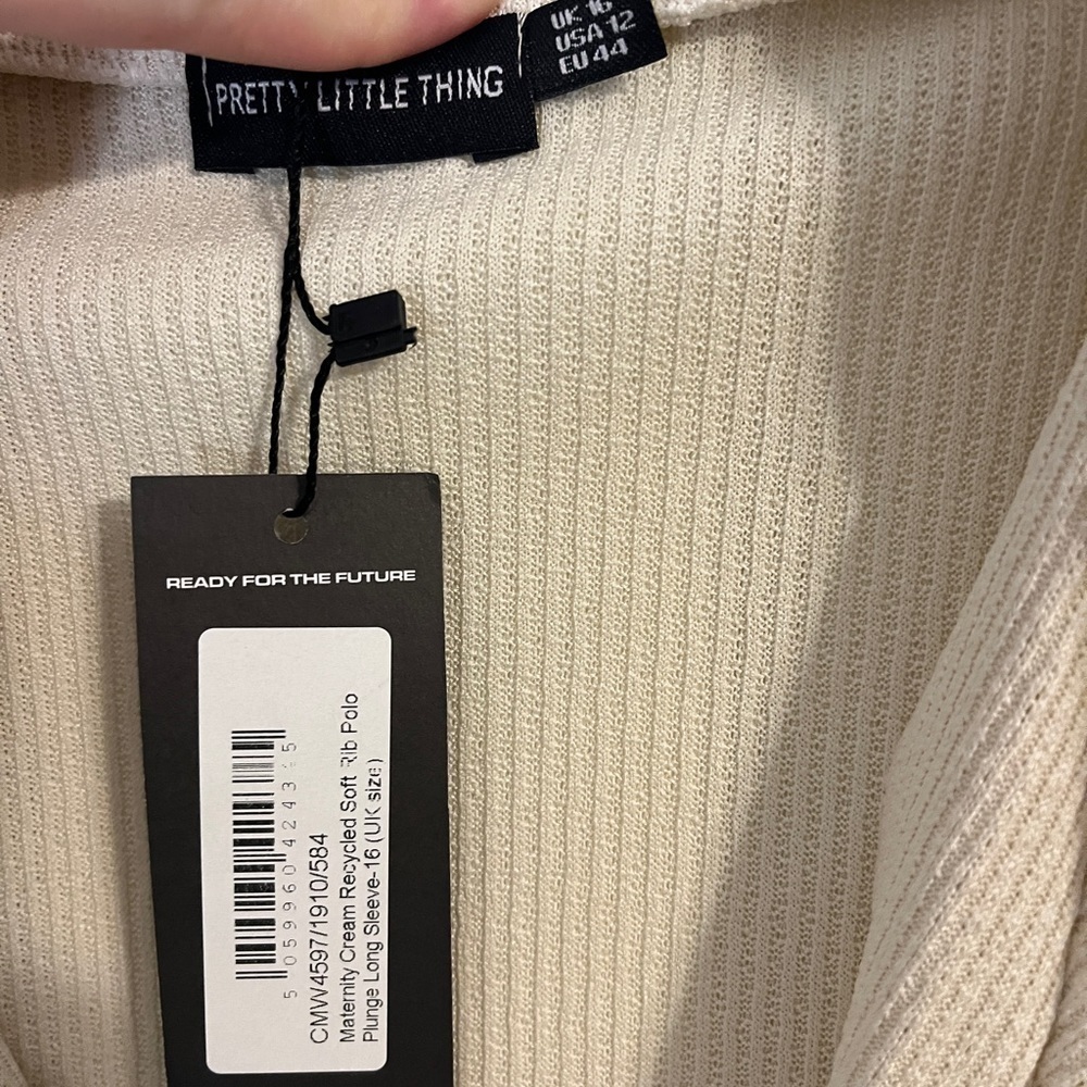 PrettyLittleThing Maternity Recycled Ribbed Polo Body Suit - Picture 4 of 7